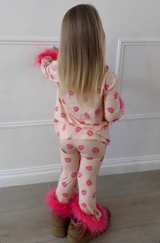 PUCKER UP GIRL'S FLARE FEATHERED DREAM SET