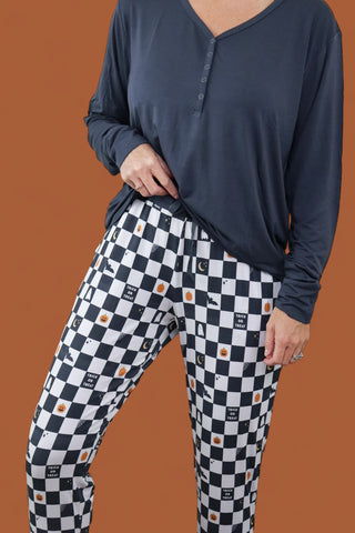 BOO CREW CHECKERS WOMEN'S JOGGER DREAM SET