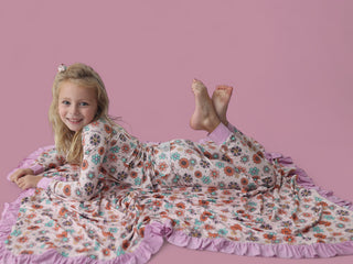 EXCLUSIVE CHRISTIAN'S DAISY DREAMS RUFFLE DREAM BLANKET