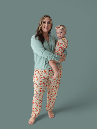 COZY COUPE CHRISTMAS WOMEN'S DREAM JOGGER SET