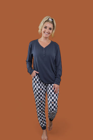 BOO CREW CHECKERS WOMEN'S JOGGER DREAM SET