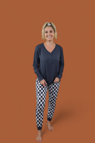 BOO CREW CHECKERS WOMEN'S JOGGER DREAM SET