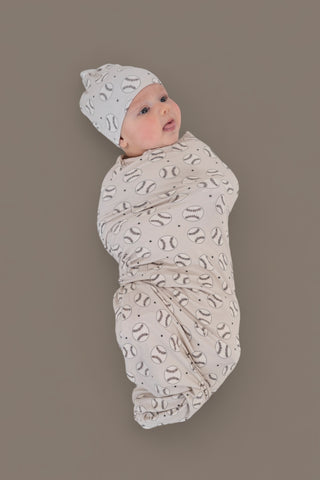 EXCLUSIVE SWING FOR THE STARS DREAM SWADDLE & BEANIE