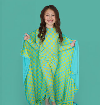 BE BOLD CHECKERS DREAM BLANKET