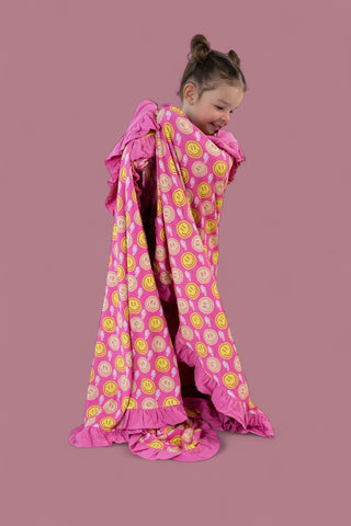 RADIANT SMILES DREAM RUFFLE BLANKET