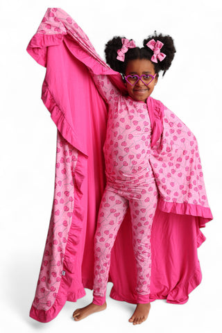 LOLLI LOVE RUFFLE DREAM BLANKET