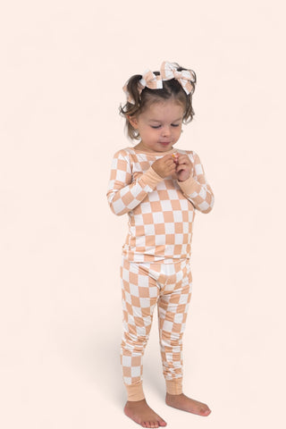 SANDY CHECKERS DREAM BOW