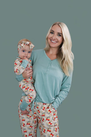 COZY COUPE CHRISTMAS WOMEN'S DREAM JOGGER SET