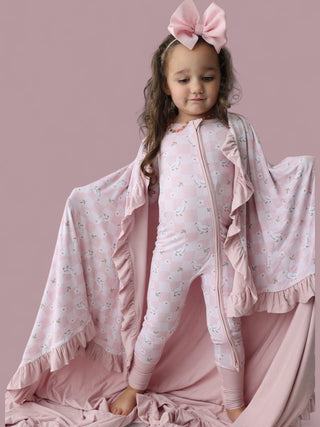 EXCLUSIVE DUCKS AND DAISIES DREAM RUFFLE BLANKET