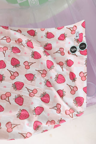 EXCLUSIVE BERRY BROOKLYN DREAM FAMILY SIZE TOWEL