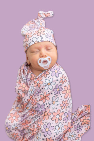 EXCLUSIVE FULL BLOOM DREAM SWADDLE & BEANIE